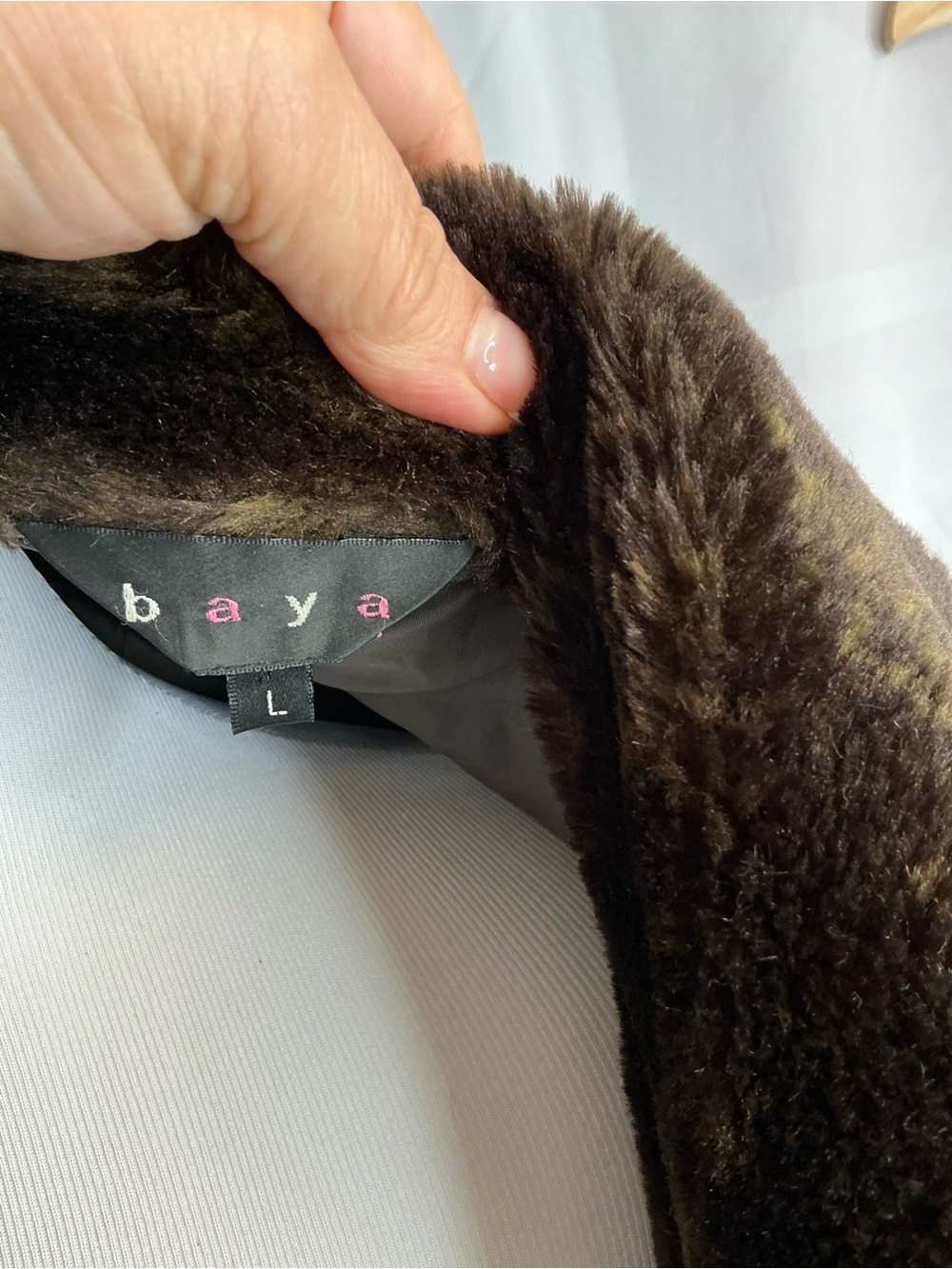 2362 - Plush Faux Fur  Jacket in Brown and Tan - Picture 12 of 12